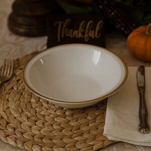 Johnson‎ Brothers England white Gold serving bowl 8.5"